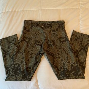 Cropped Lululemon Leggings